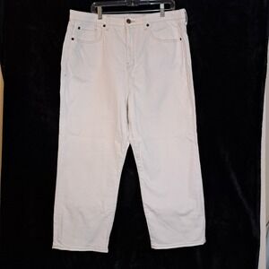 NWT Torrid Feel The Fit Jeans High rise Ankle Crop Classic Denim White Size 18